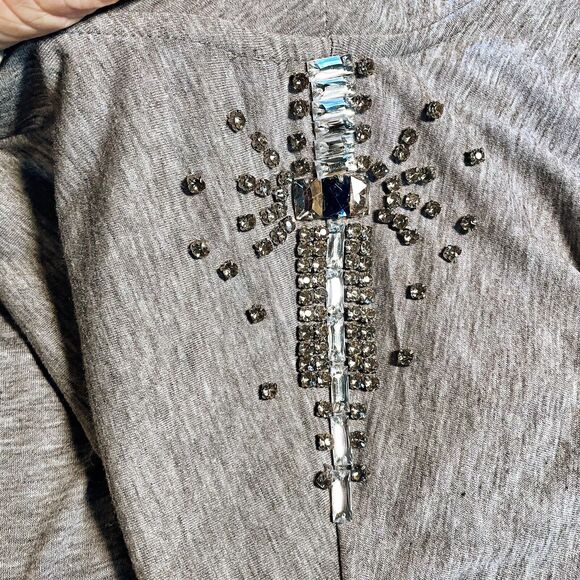 Anthropologie Sunday In Brooklyn Tee Top Sz S Gray Crystal Embellished Shoulder - Picture 6 of 9
